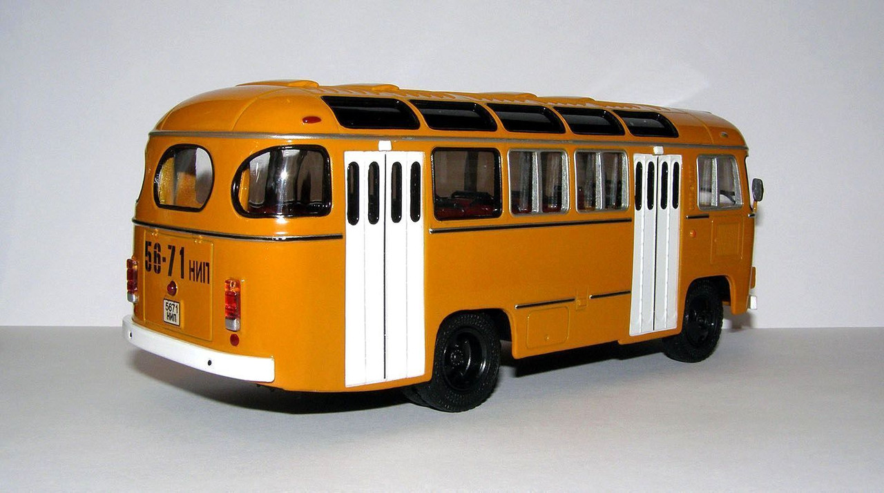 1982 PAZ-672M (IST for DeAgostini ALA#1) 2