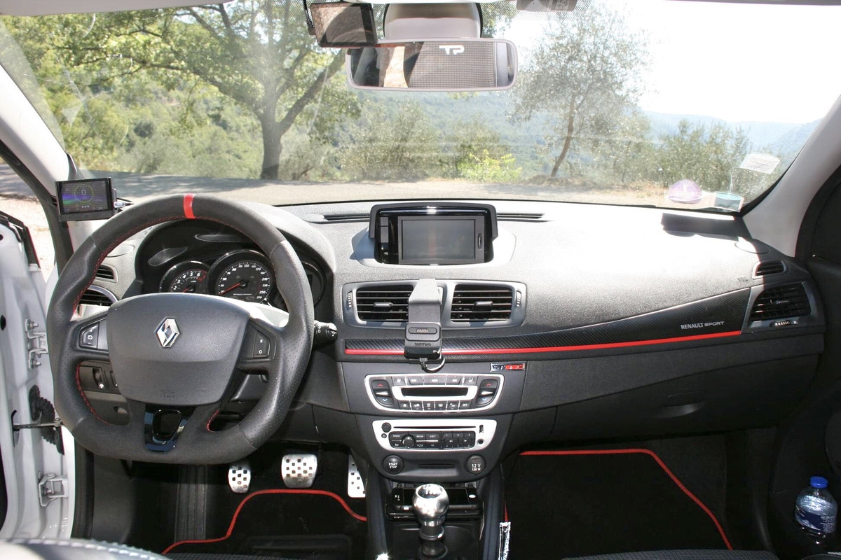 BAA318DE-DB74-483F-8AB3-C33C4C3705CE