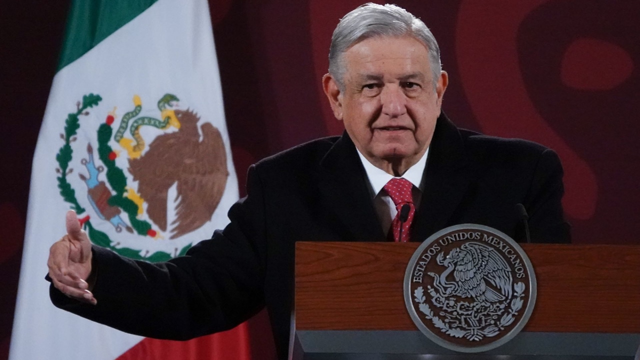 Gobierno de AMLO insiste en presentar plan de austeridad para el INE