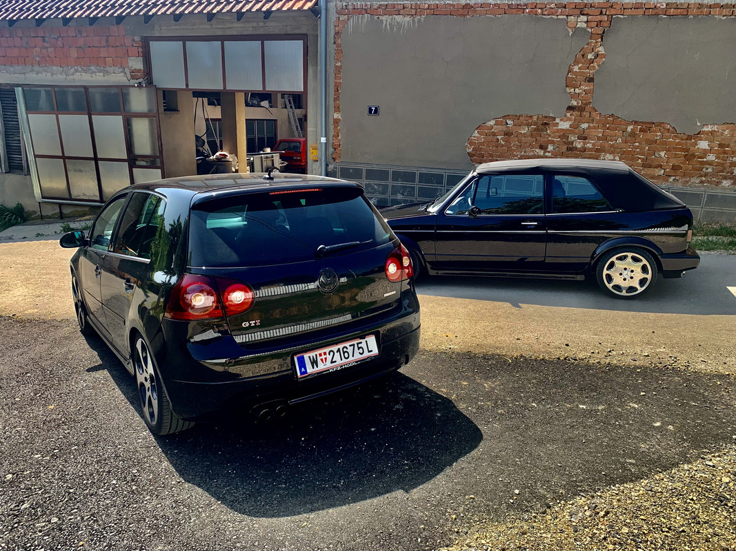 FC7A6AEF-C042-4830-8443-F38867B877E8