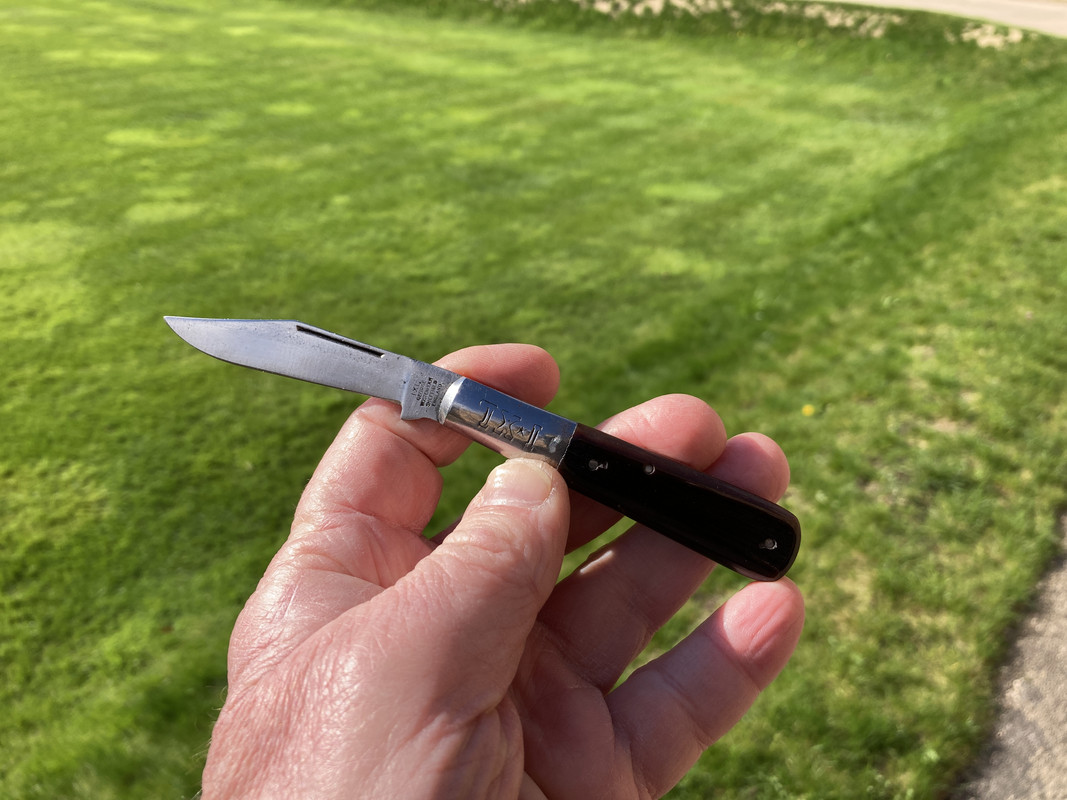 E99E1825-0B63-48F1-AFD3-438D46A5EE36