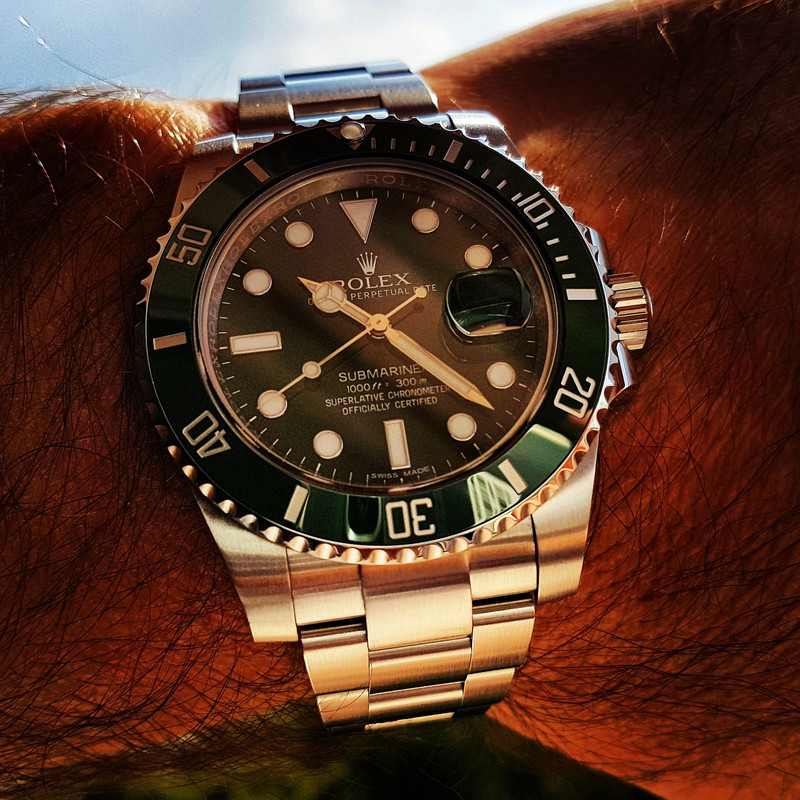 Rolex Submariner 40 mm 300M Cal. 3135 Ref. 116610LV (2)