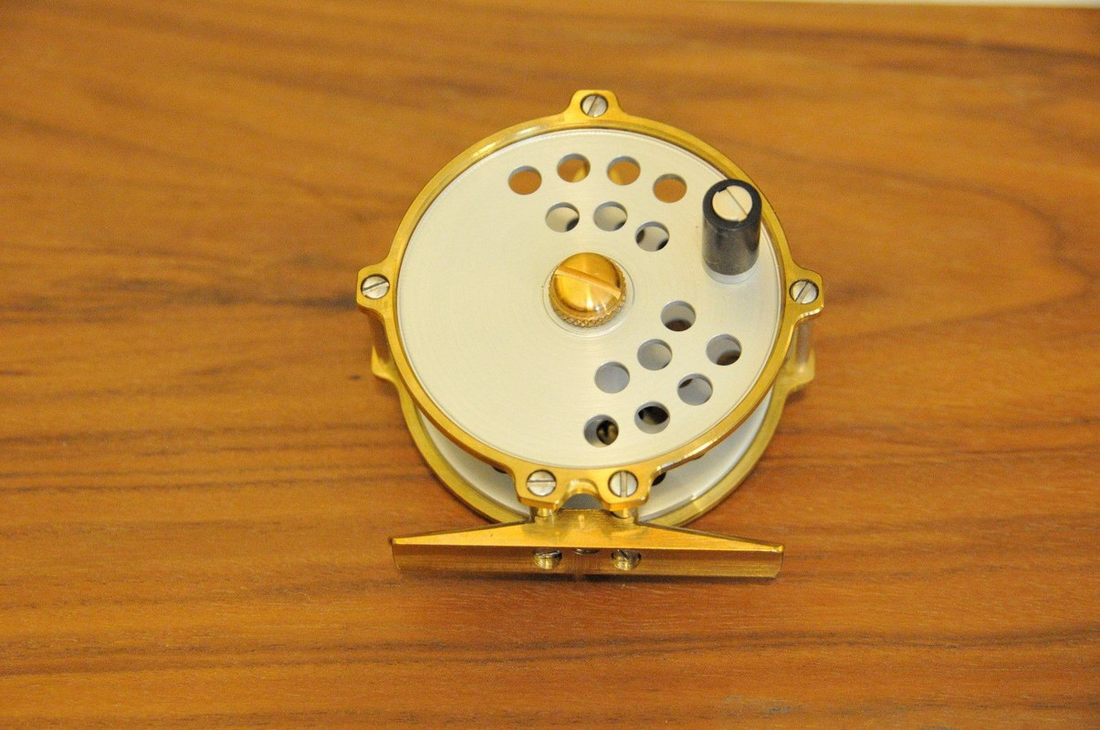 raised piller reel