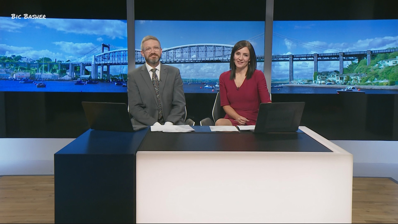 09.23 - 18.00.00 - ITV News West Country. Breaking news and current s....ts_snapshot_27.00.423