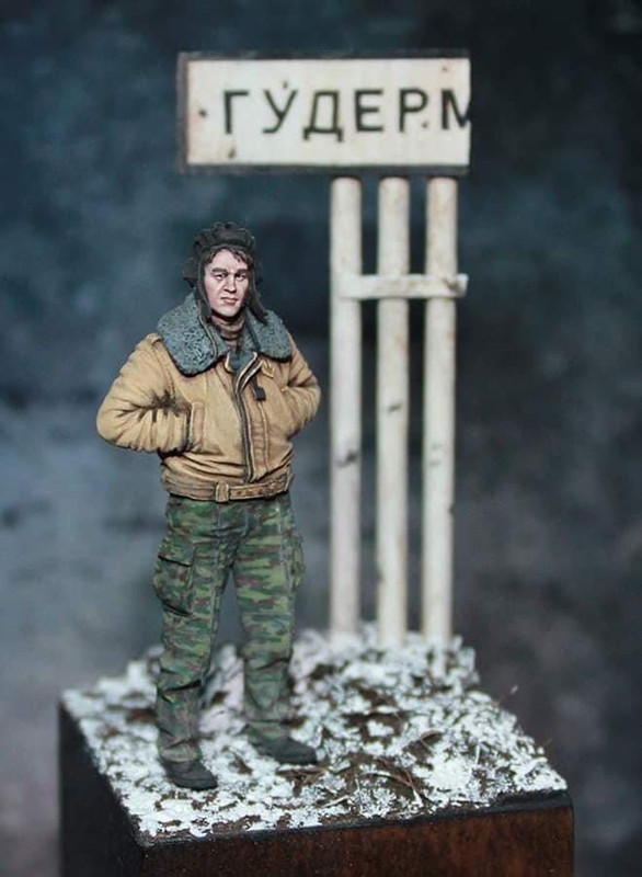 AAAC0080-0099-4283-96D4-B0EB00EEFAFE