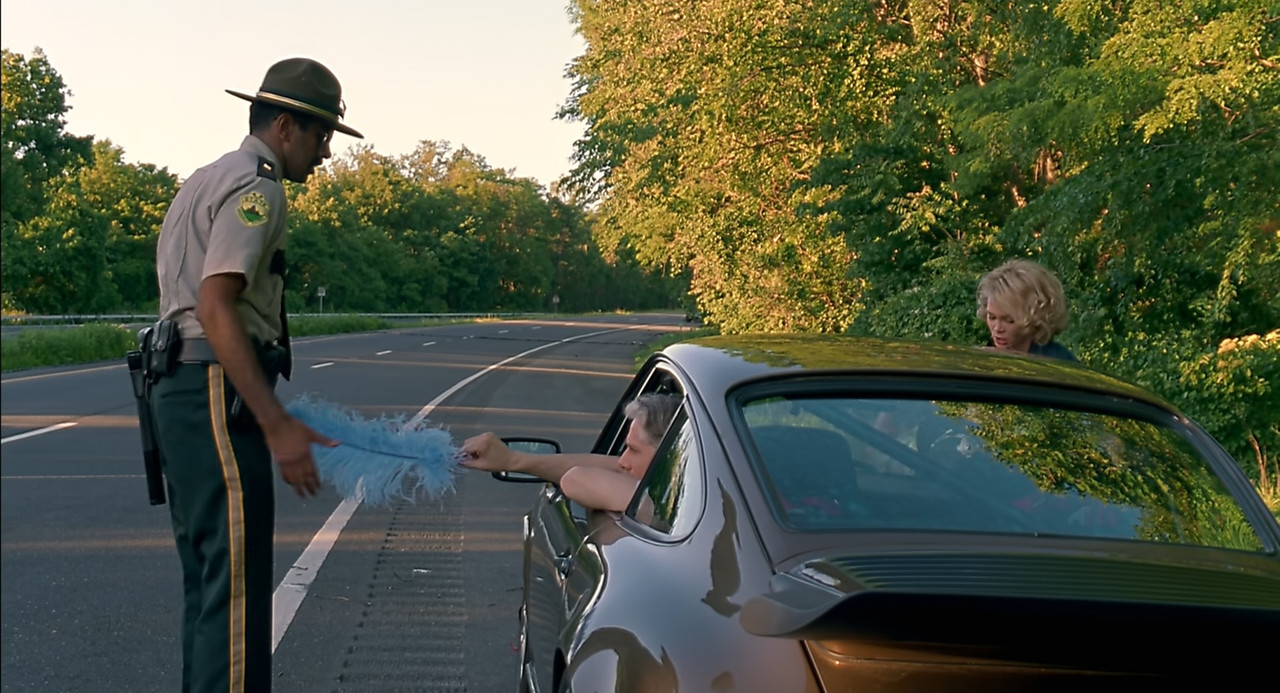 Super Troopers (2001) 1080p BluRay AV1 Opus [AV1D].mkv_snapshot_00.37.59_[2021.05.12_00.51.30]