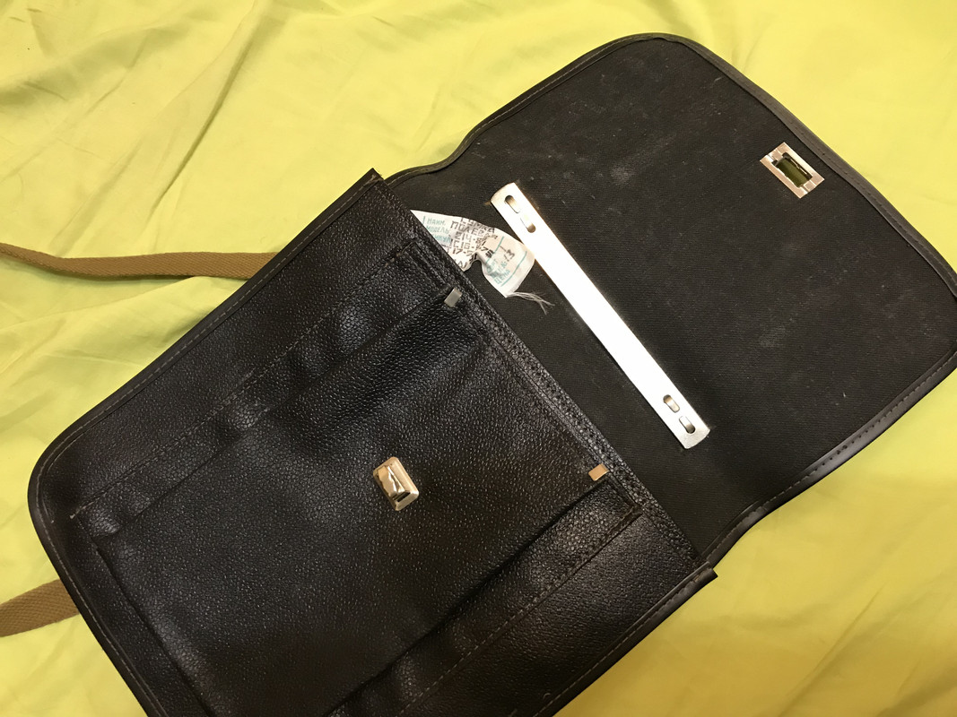 A15EDFC0-AF5F-4C6B-B9C4-899B81C98332