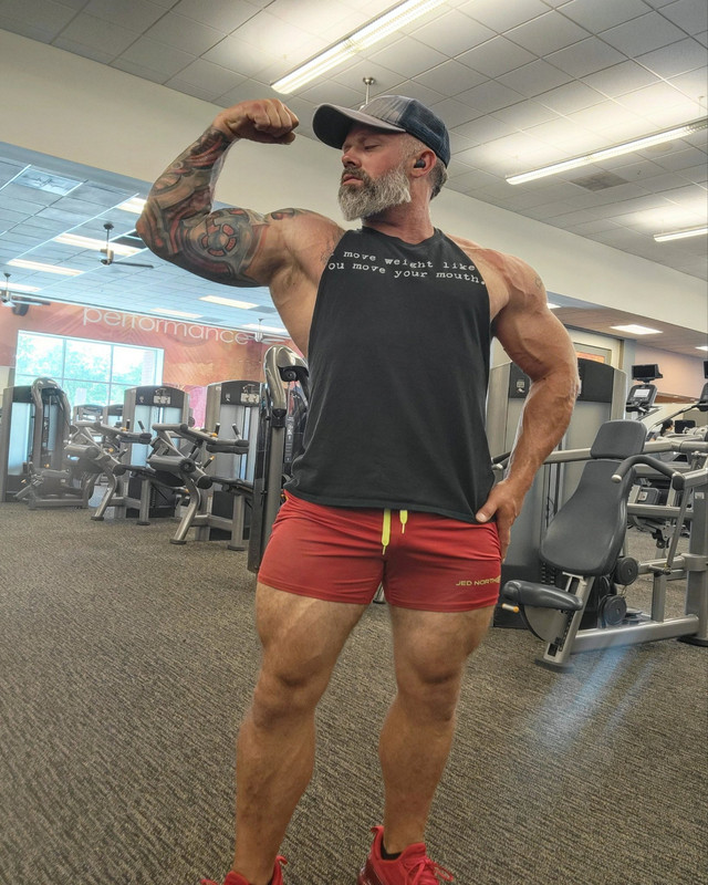 F6j ZBVSWg AAVv8r (1)