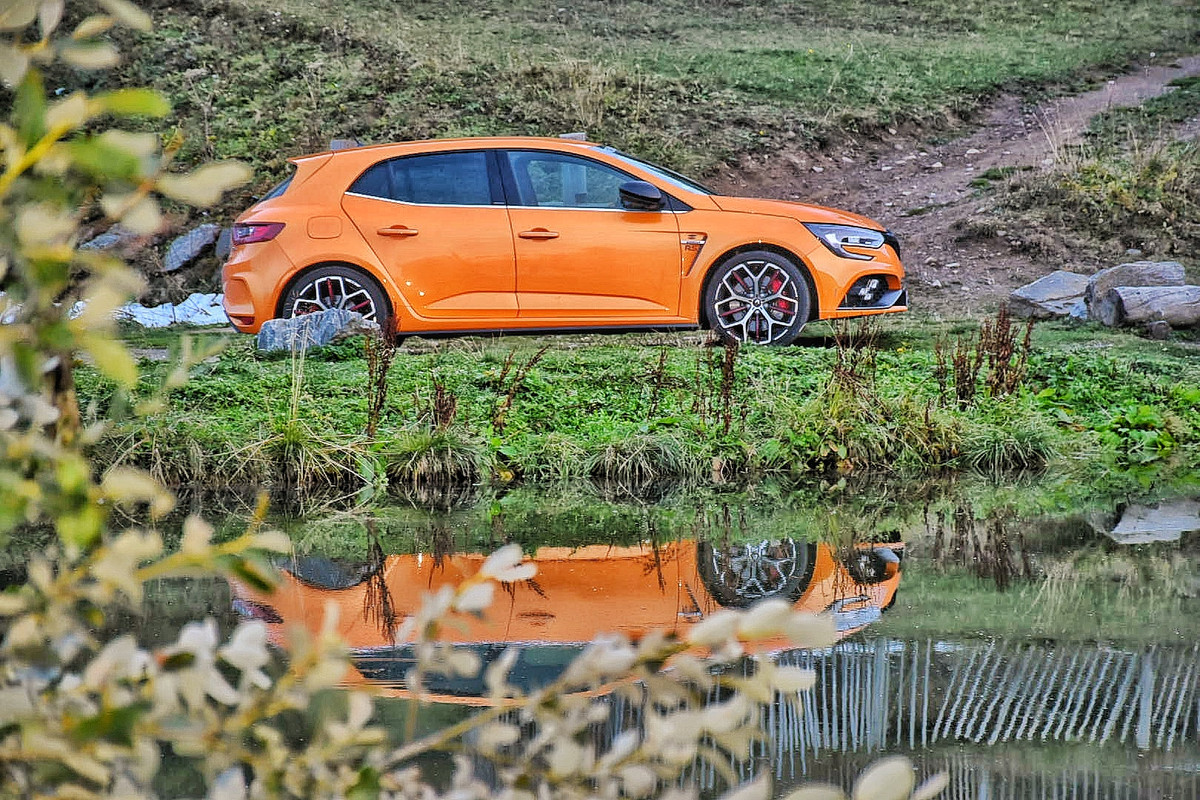 02E03C0A-0EB7-45F6-BA8A-58C1FC38898A