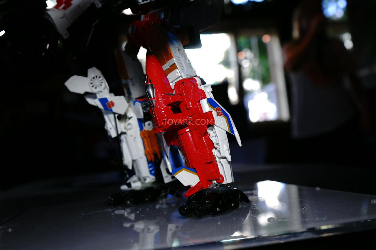 SDCC-2014-Hasbro-Transformers-Breakfast-119_1406