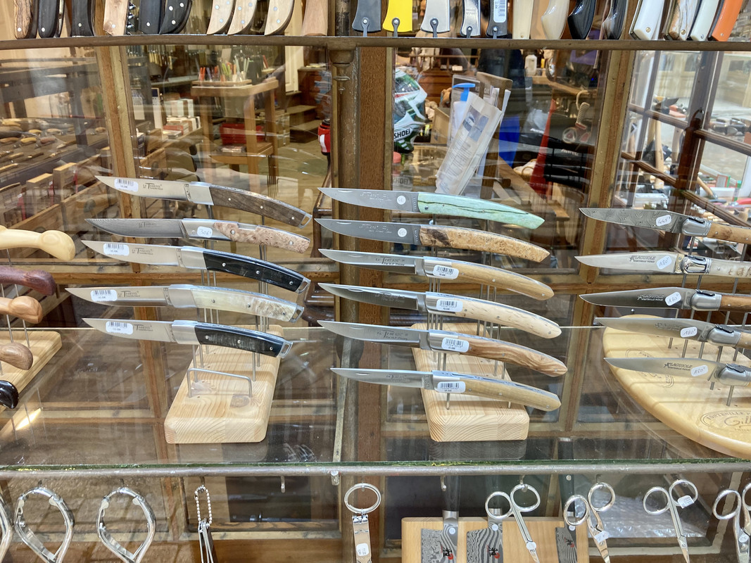 28BA854B-3C2A-4ED9-ACAB-5D2908A5E08D