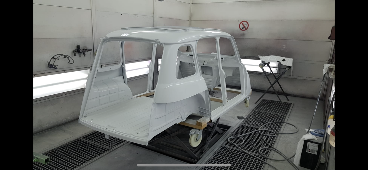 476C3D99-F4E1-4A84-944F-877BCCC3A7D4