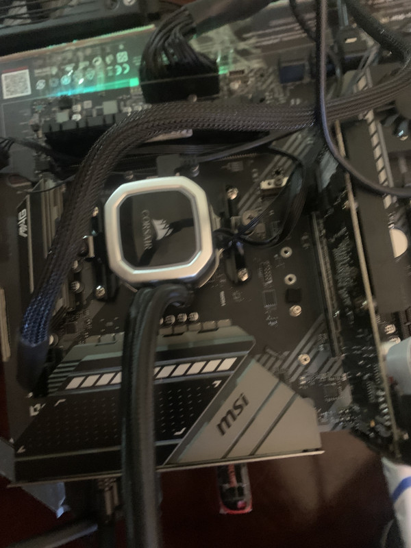 C354F553-C699-4D00-96FF-877BFDFB1EA5