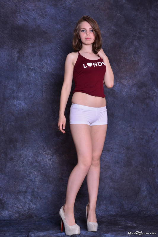 MarvelCharm_Rebecca-First-Time-Topless-017