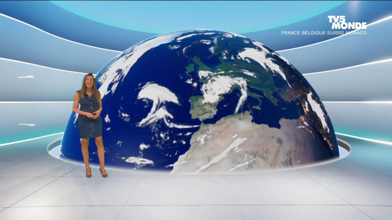 Daniela Prepeliuc TV5 220422.mp4_snapshot_00.03_[2022.04.22_18.37.39]