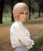 dusty-springfield-b25