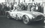 24 HEURES DU MANS YEAR BY YEAR PART ONE 1923-1969 - Page 27 52lm15-F340-AM-Louis-Rosier-Maurice-Trintignant-7