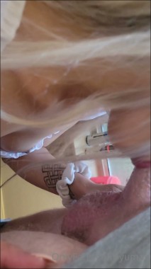 [Image: Cumshots10309223818.jpg]