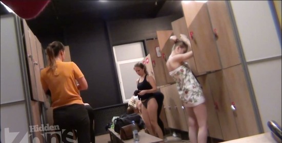 [Image: Voyeur22785110751.jpg]