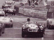 24 HEURES DU MANS YEAR BY YEAR PART ONE 1923-1969 - Page 37 55lm42MG.EX182_D.Jacobs-J.Flynn_3