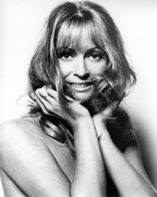 suzy-kendall-a52
