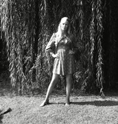 Veronica-Carlson-a05