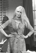 Veronica-Carlson-a27