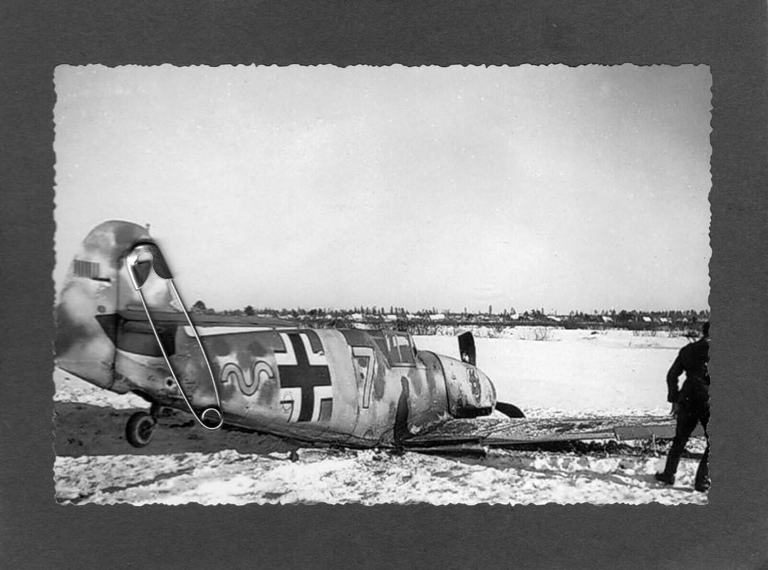 Foto Flugzeug Luftwaffe Messerschmitt Bf 109E Staffel Tarn Kennu