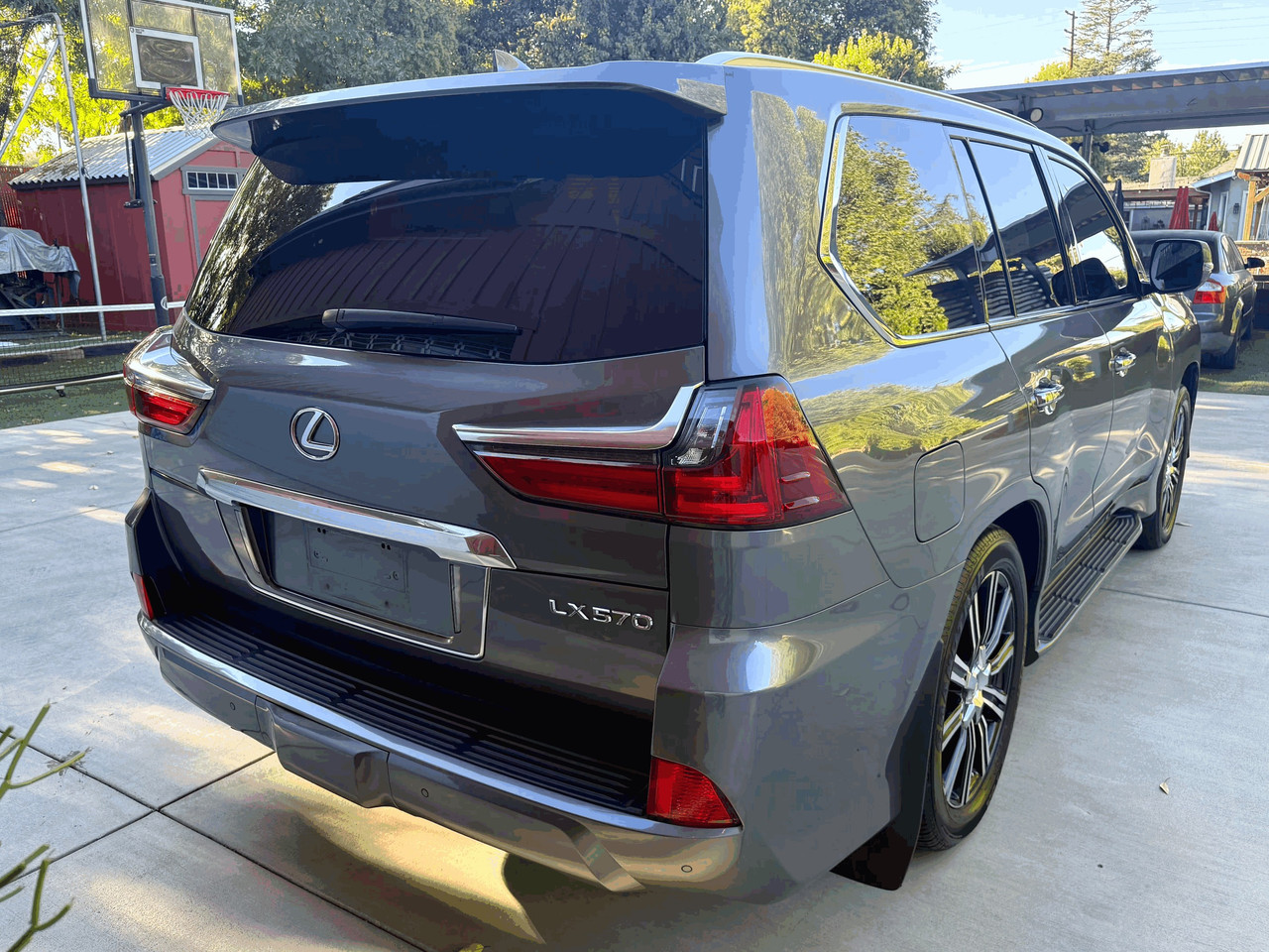 Vehicle thumbnail 2