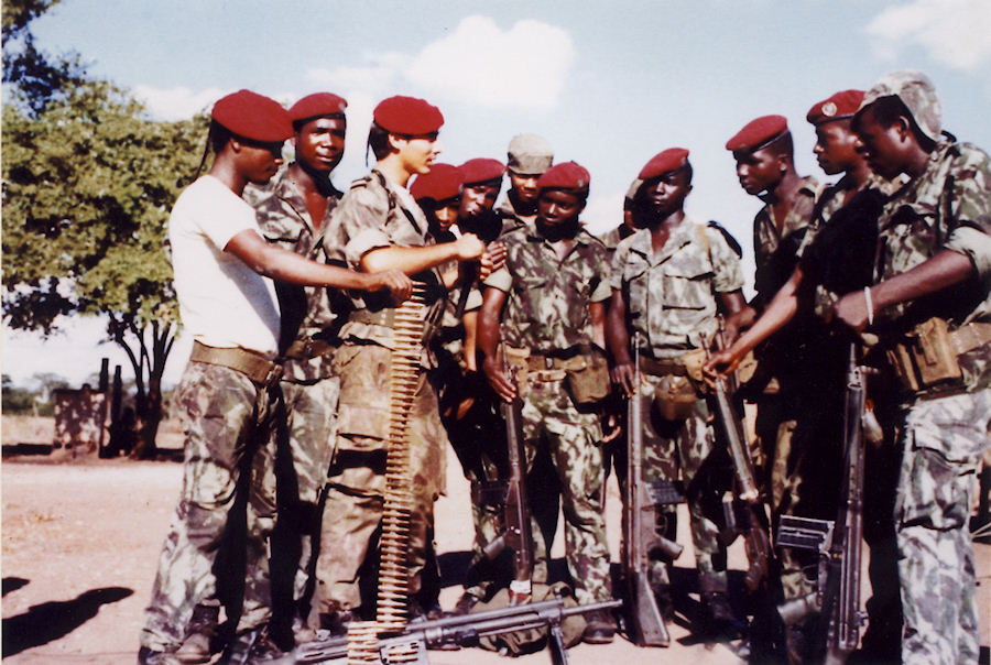 19-Alf-Mil-GEP-Manuel-da-Silva-comandante-com-grupo-o-GEP008