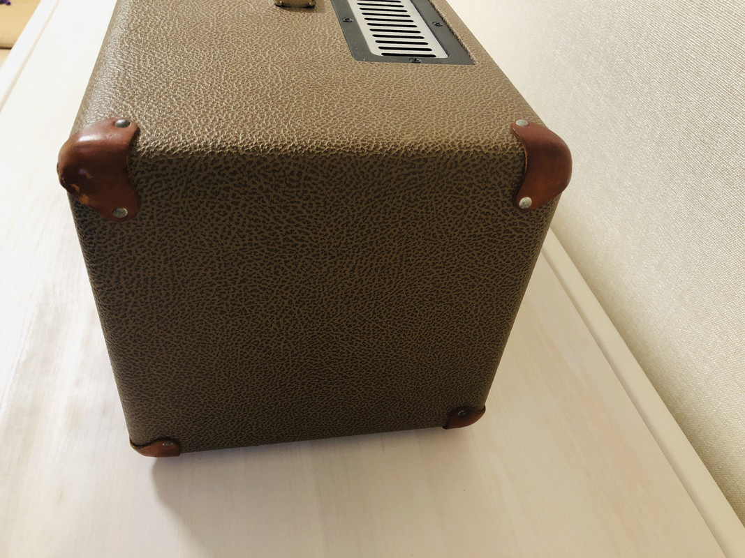 EA8A30FF-CAAA-433A-BCE9-9FC01488DF23