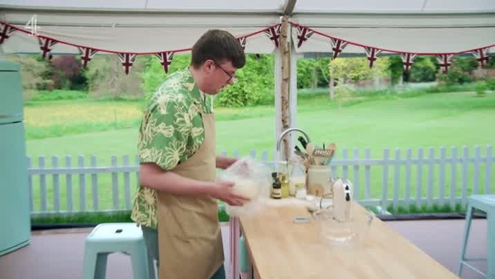 [Image: 70kndjzl27rd.jpg]