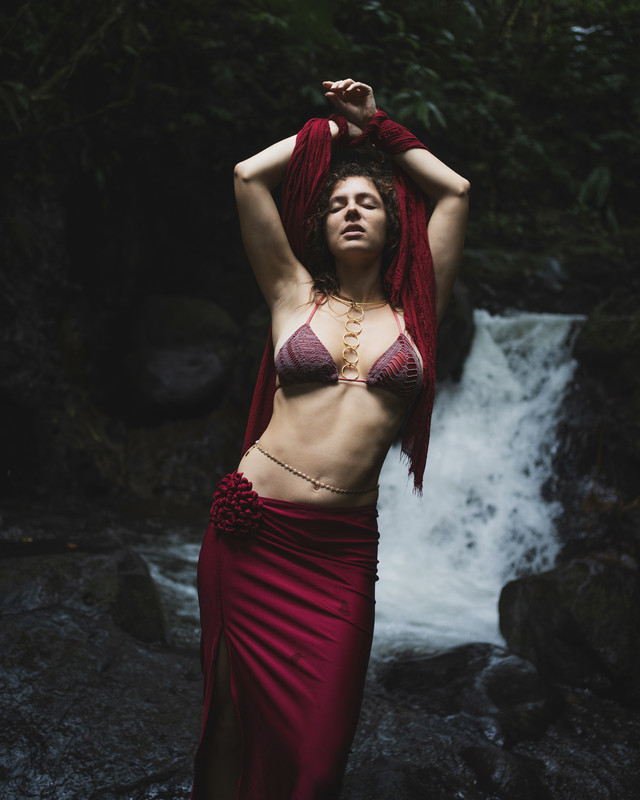 Chained Queen