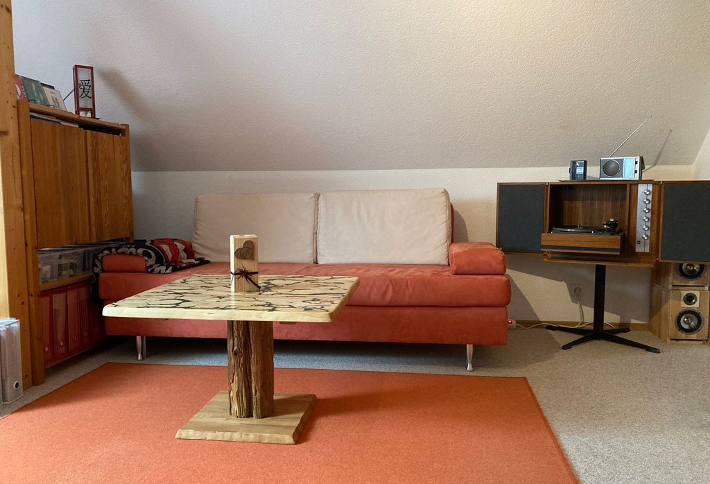 [Bild: Hi-Fi-Zimmer.jpg]
