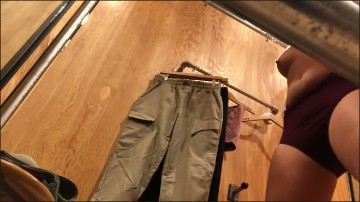 [Image: Voyeur21465114458.jpg]