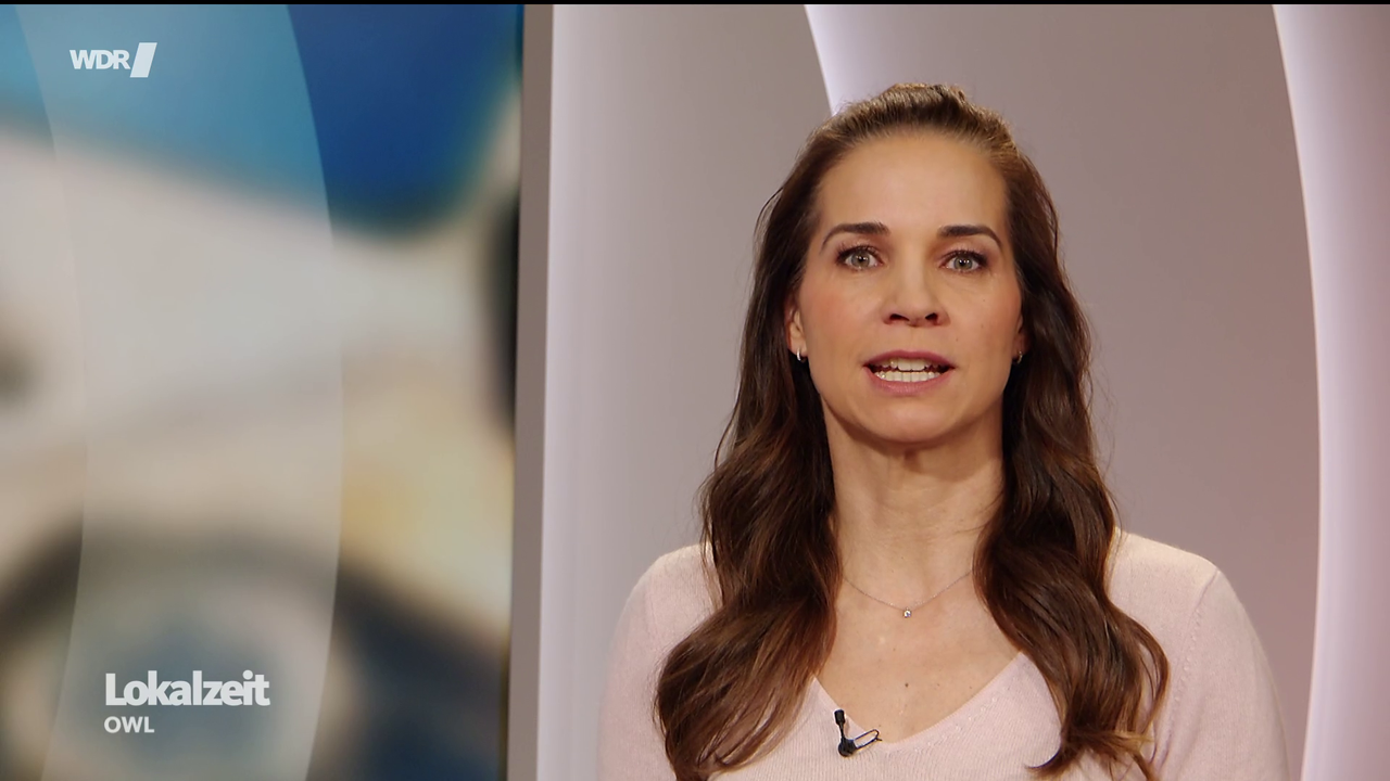 Kristina Sterz WDR Lokalzeit OWL 12 03 2026 112X Caps 24