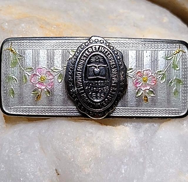 Lehigh U brooch (11g) sterling floral enamel university