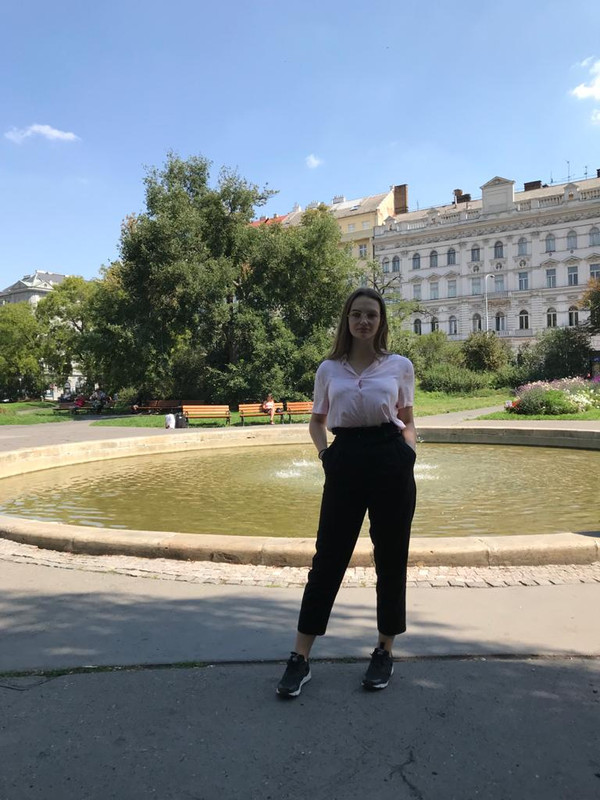 F15BF48B-C213-4881-B031-F4A89F4F83F9