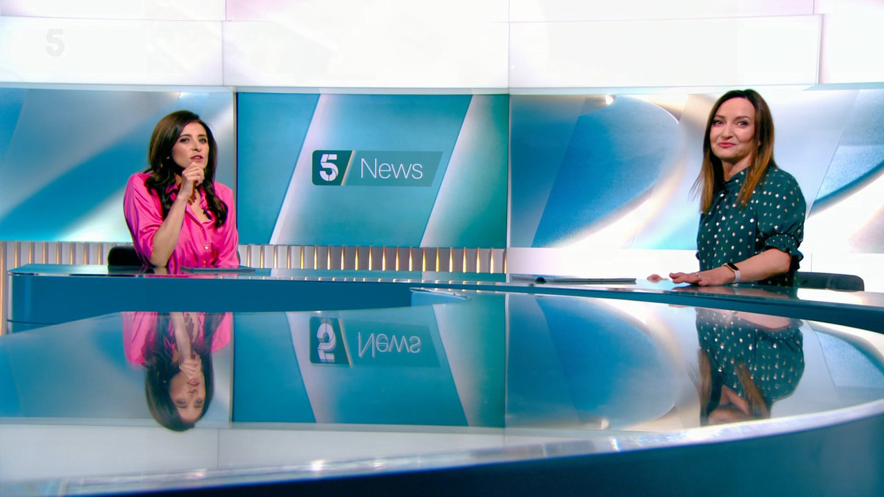 5 News at 5_20220405_17001800.ts_snapshot_00.52.46.955