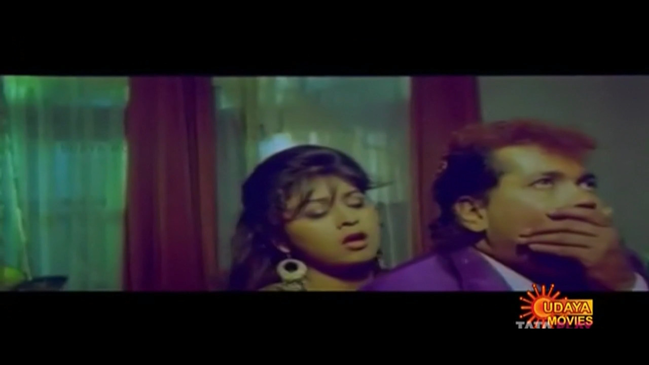 Dolly Minhas Hot CRG.mp4_20240727_144832.551