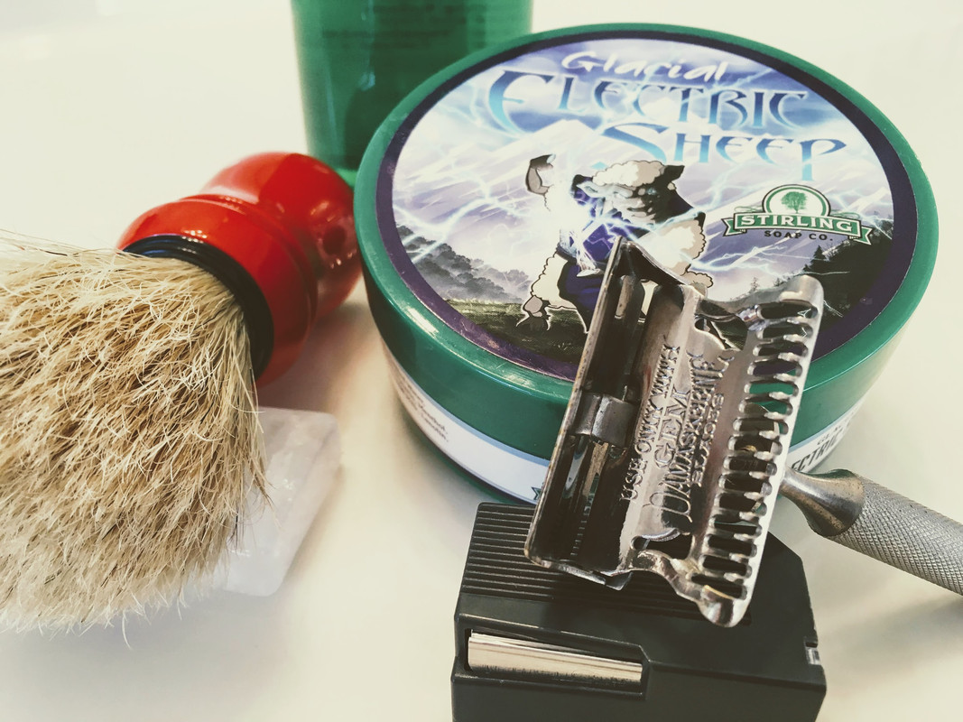 [Image: 211108-Sot-D-Gem-Damaskeene.jpg]