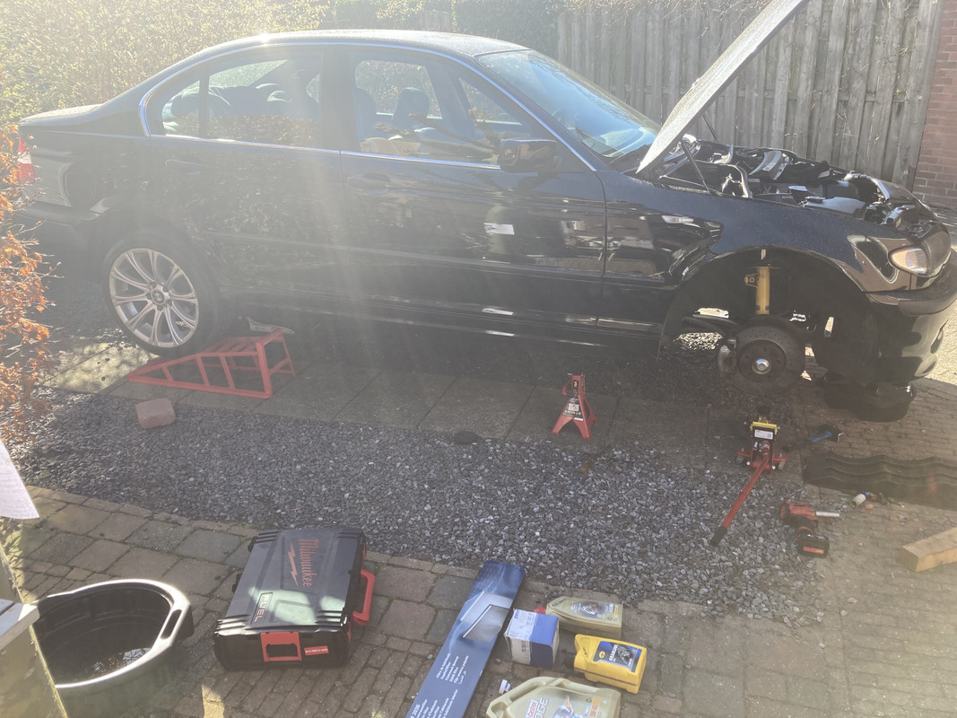 EC0712EB-D2BD-4EB3-AFE4-81776B45D1A0