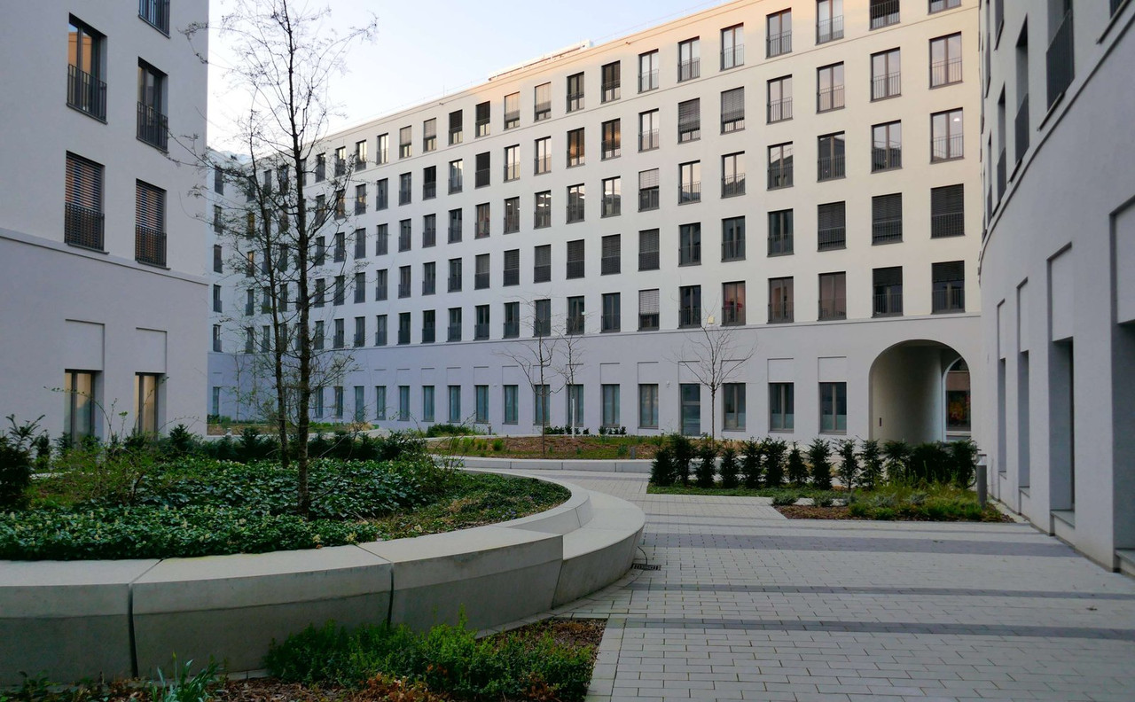 Bild: https://i.postimg.cc/2jKMbTp6/P1260746.jpg