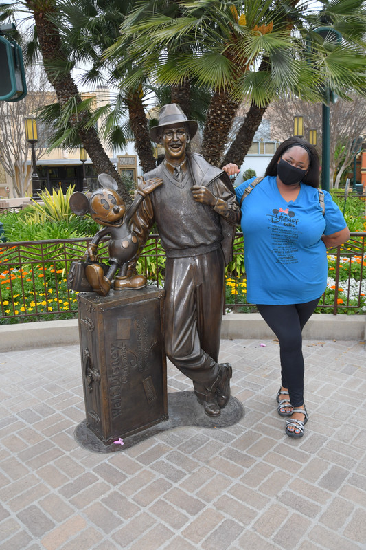 F5F0FA9D-96CB-494E-BBAC-0EF17F6B249F