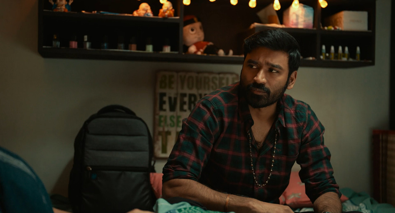 Thiruchitrambalam 2022 WebRip [Hindi + Tamil + Telugu + Malayalam + Kannada] 1080p 480p 720p ESub Screenshot