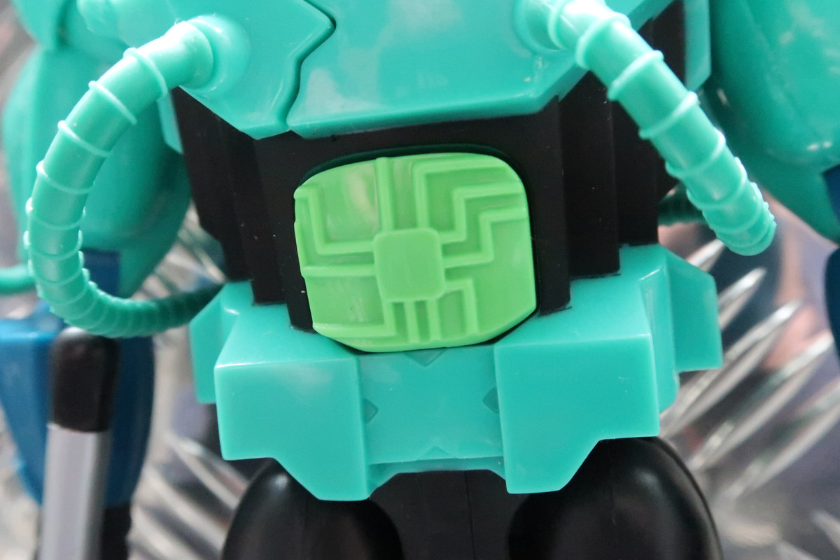 Different close up photo shots of the Turquoise Robot. A9246-C58-01-EE-49-EB-A7-F1-70-D4-F4-FD71-B8