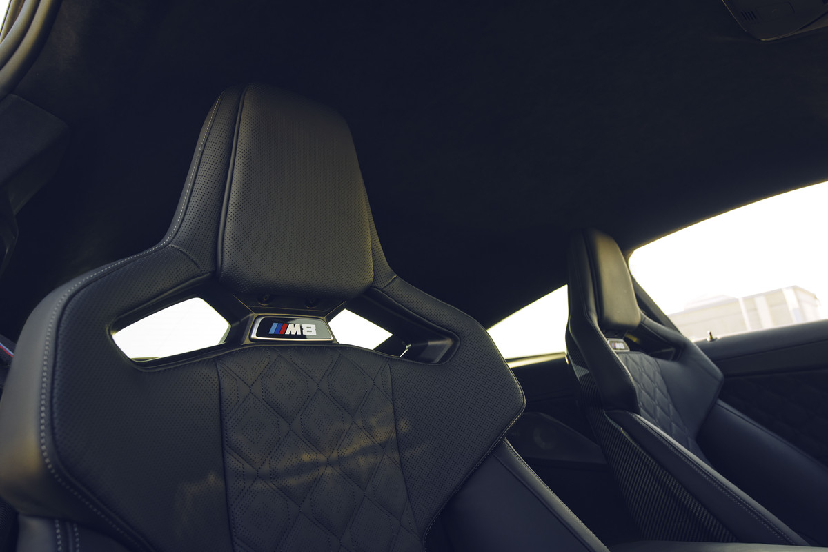 P90448615_highRes_bmw-m8-competition-c
