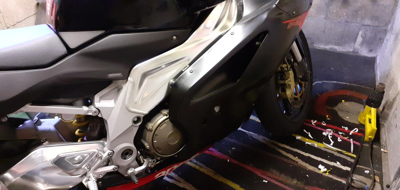 6C9CB282-2353-49E8-BD26-D9D830F1DFDD