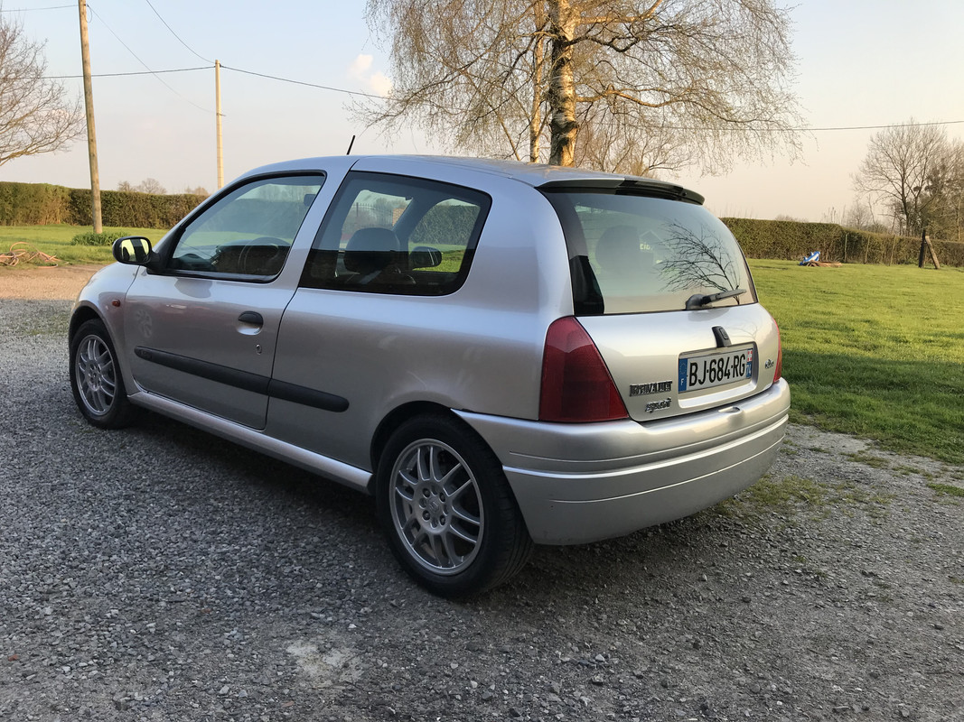 E7BAD6BD-1D46-46E0-9601-1F513B51C1FB