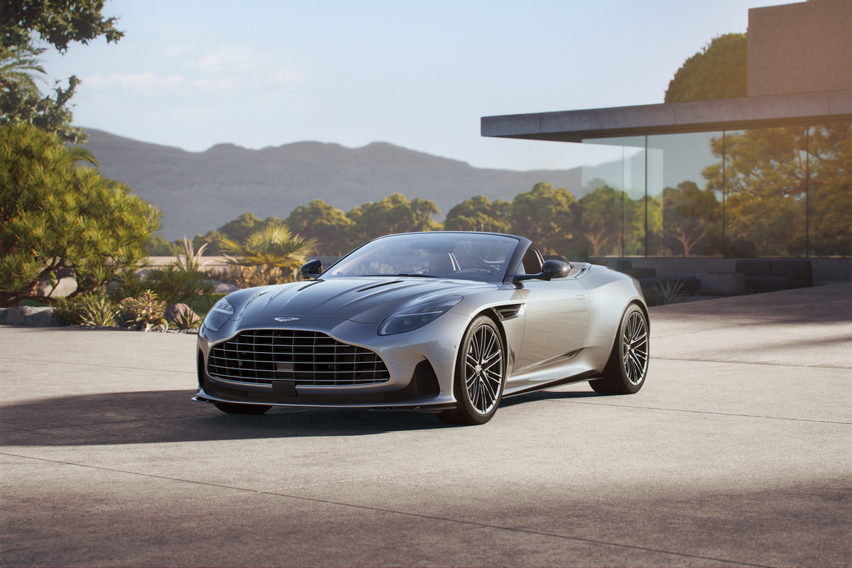 AstonMartinDB12Volante_1